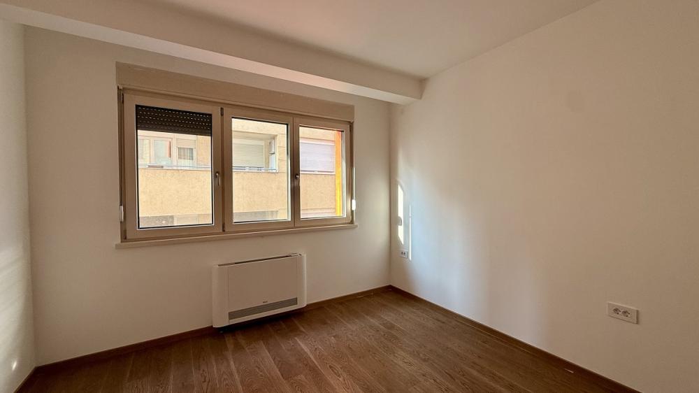 Slika 3 - Stojana Protića, Četvorosoban stan na prodaju, 89m2, 445.000€